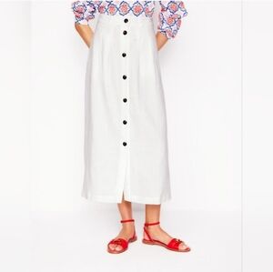 Boden White Midi Skirt with Black Buttons